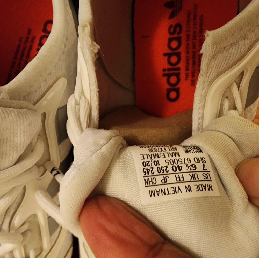 Adidas Boost - Picture 5 of 9